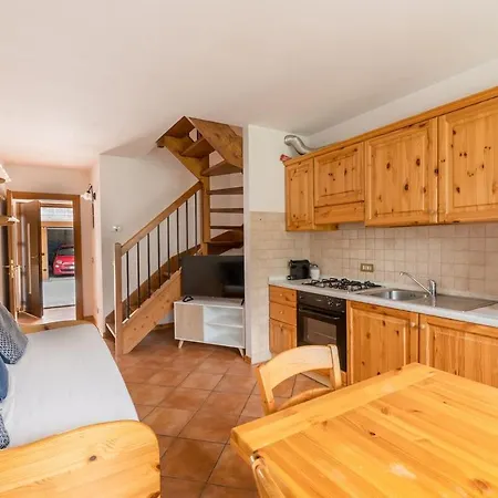 Dolomiti Skyview Duplex - 15 Minutes From Cortina Apartment *